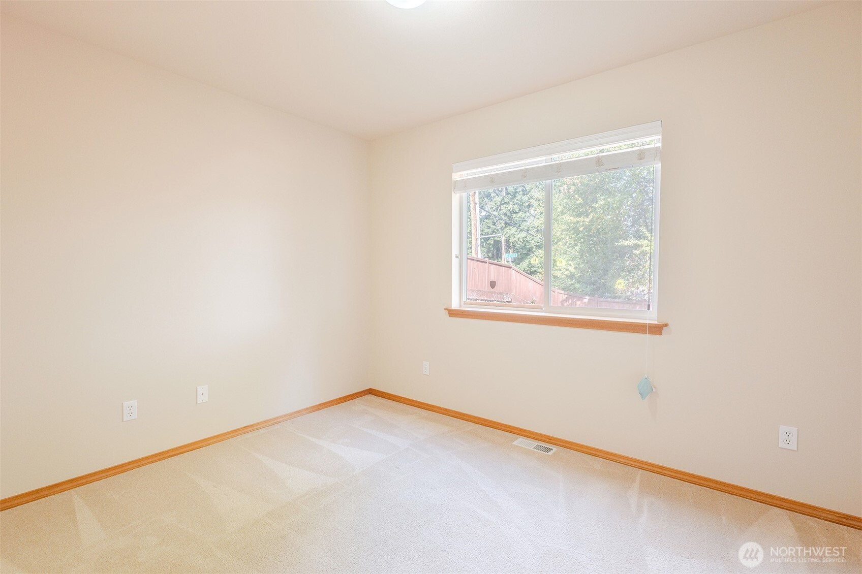 12721 51st Avenue Property Photo 28