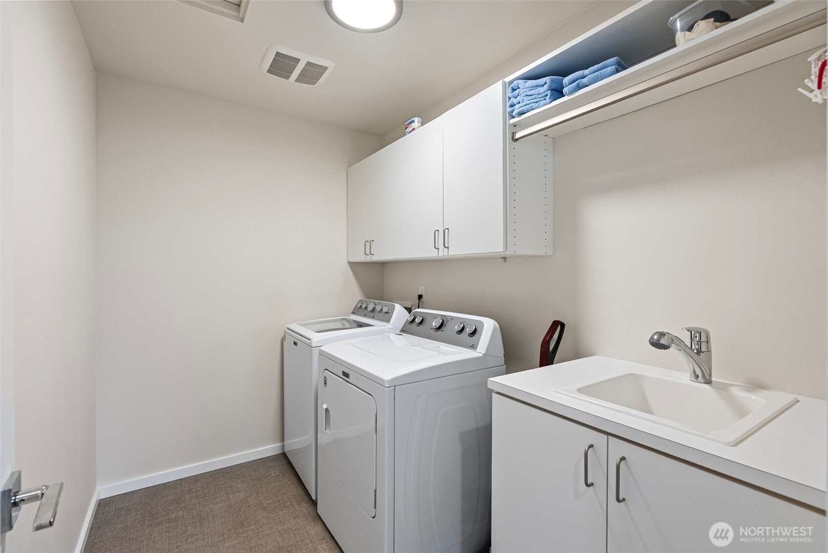 4635 Olivine Drive Property Photo 40