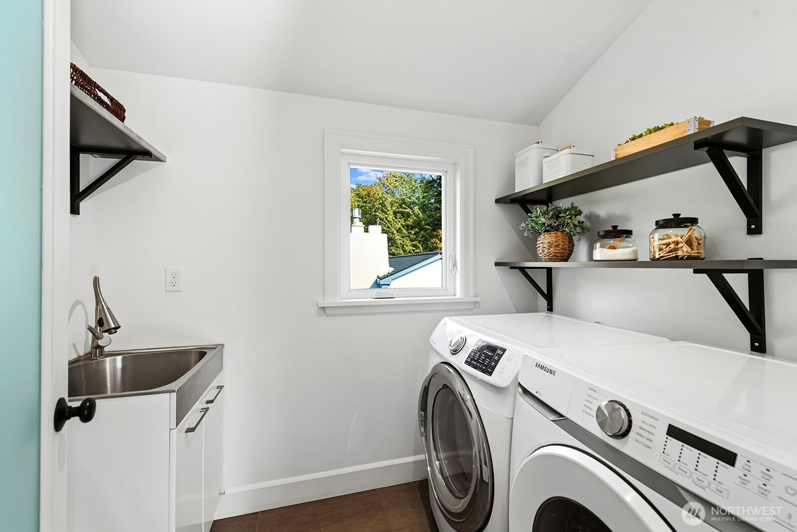 6202 Ravenna Avenue Property Photo 18