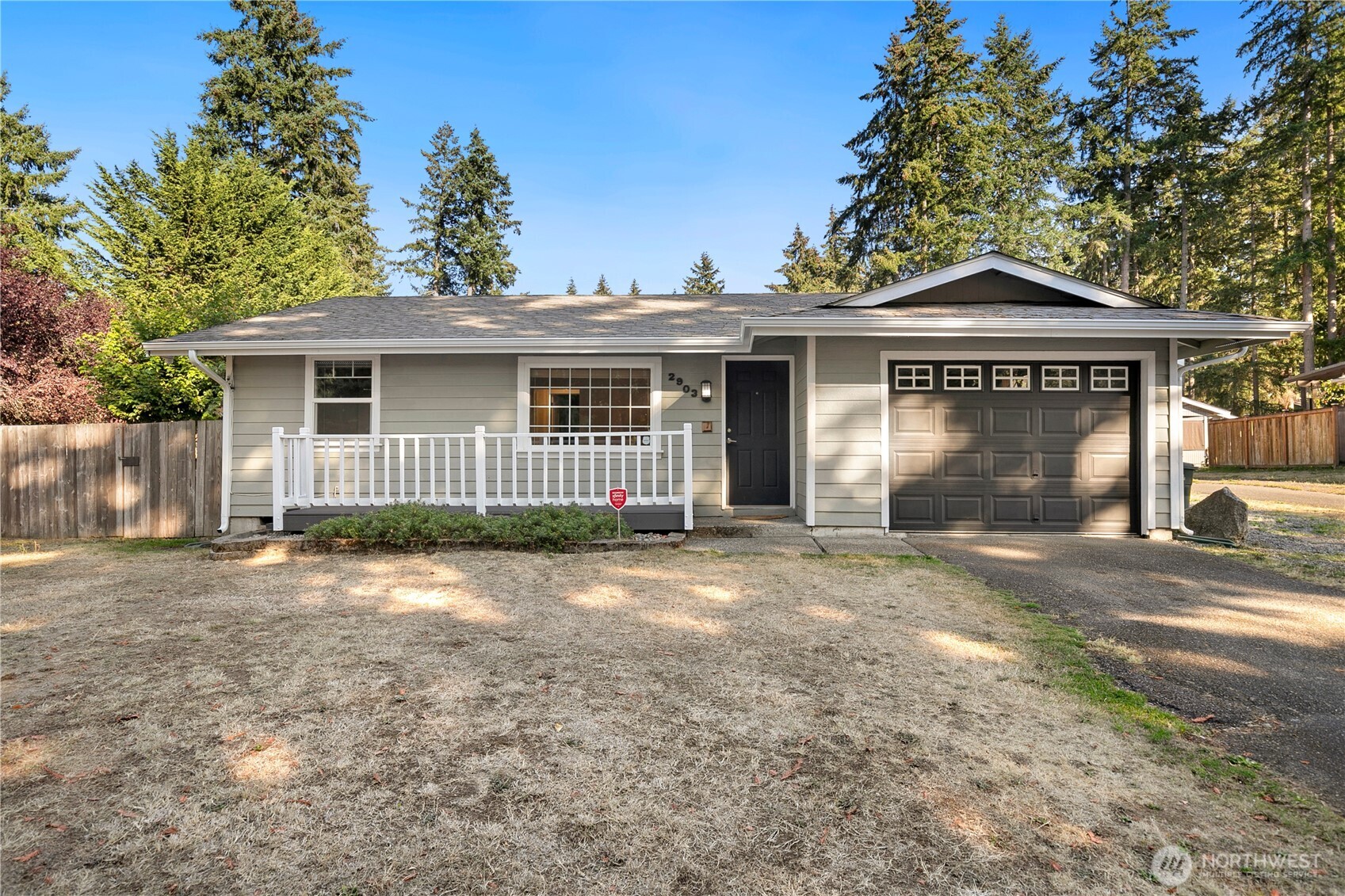2903 Forest View Court Property Photo 1