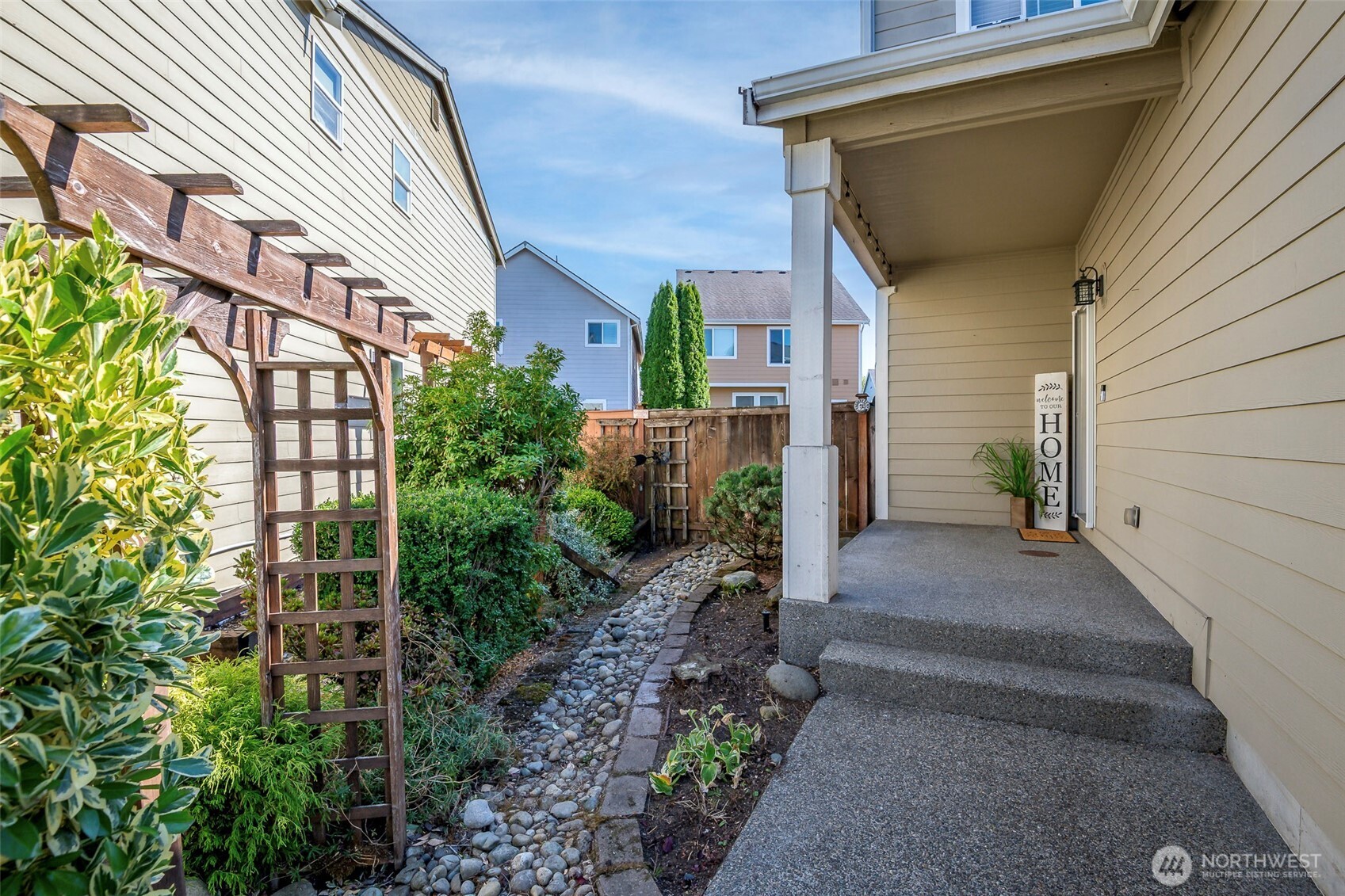 18421 115th Avenue Property Photo 2