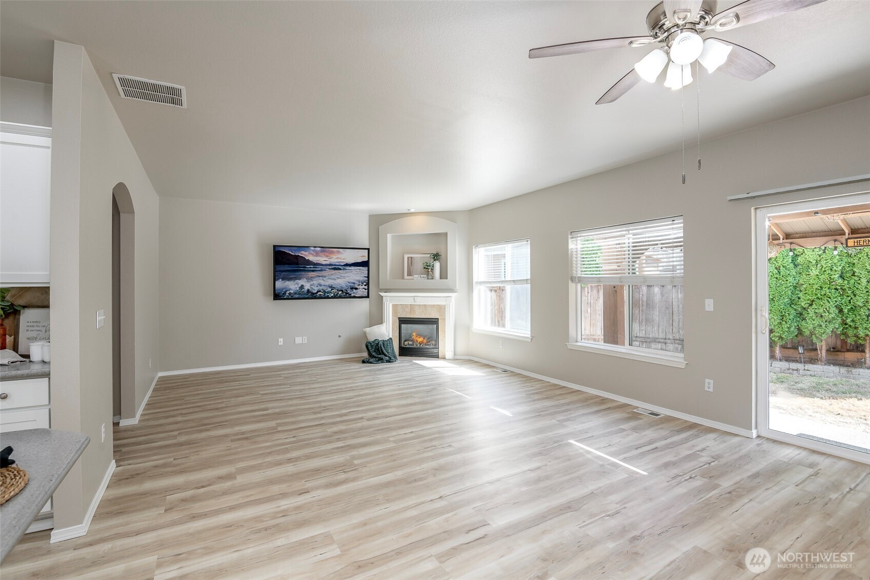 18421 115th Avenue Property Photo 12