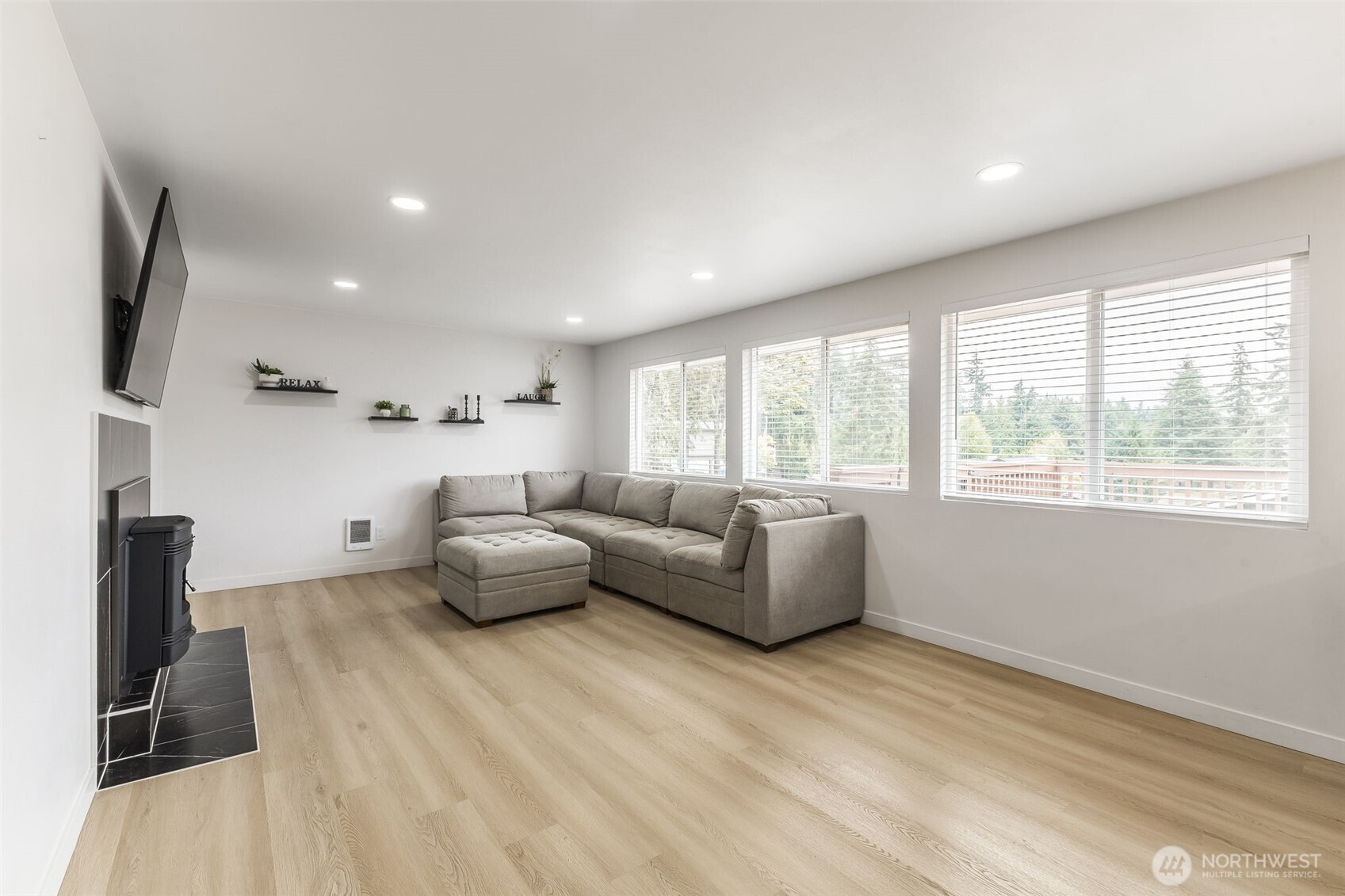 5701 80th Street Property Photo 11