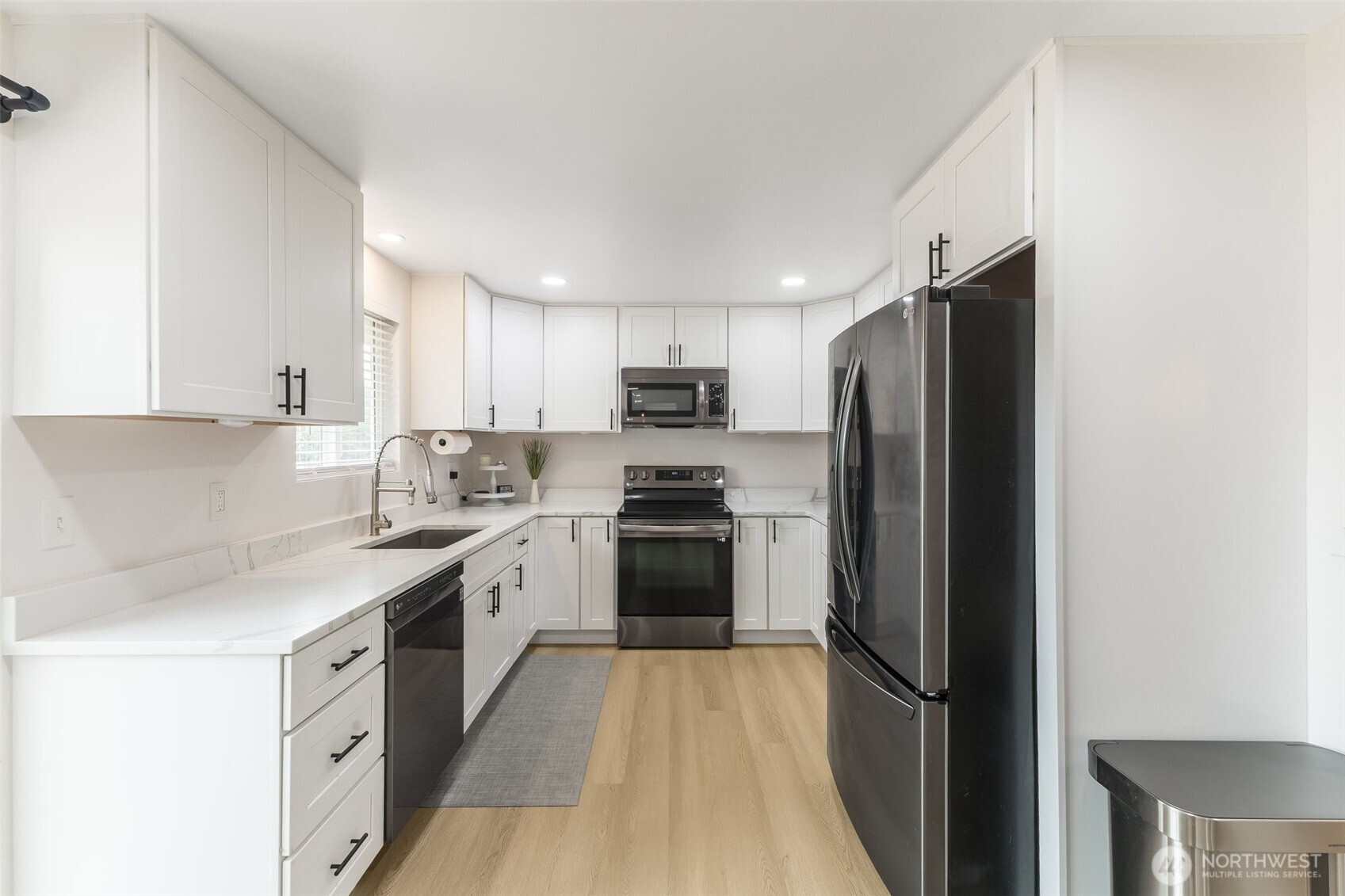 5701 80th Street Property Photo 14