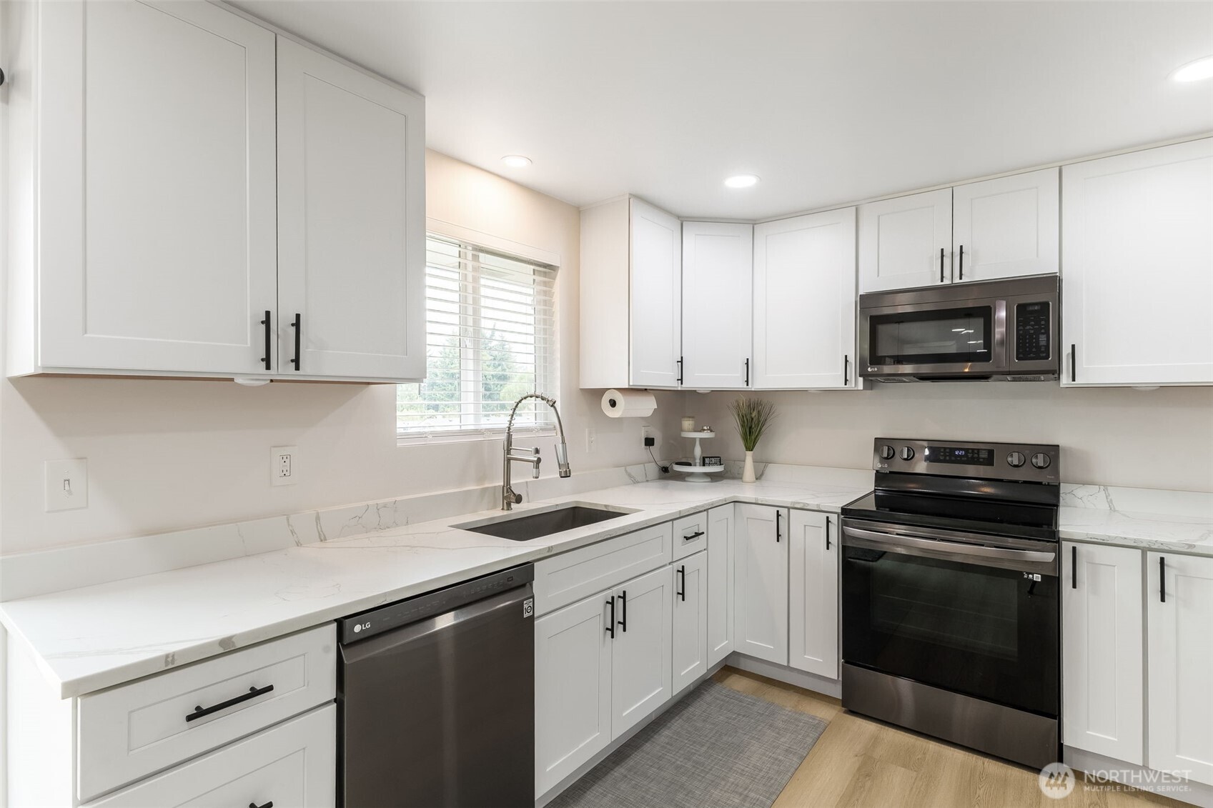 5701 80th Street Property Photo 15