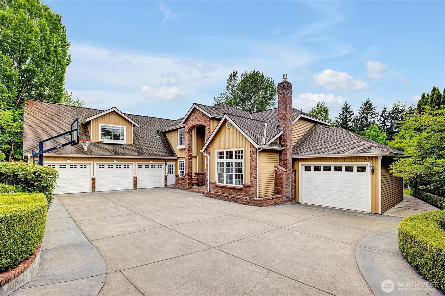 4511 238th Place Property Photo 1