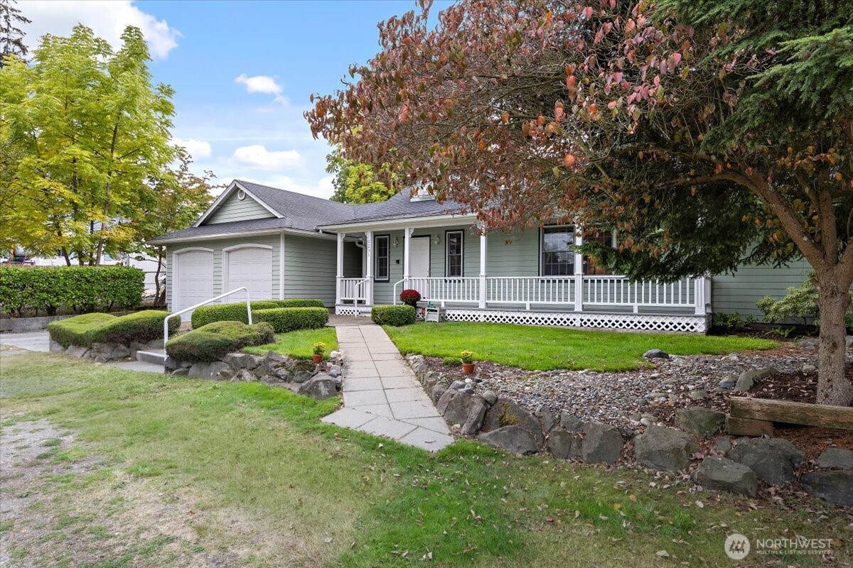 10231 41st Avenue Property Photo 2