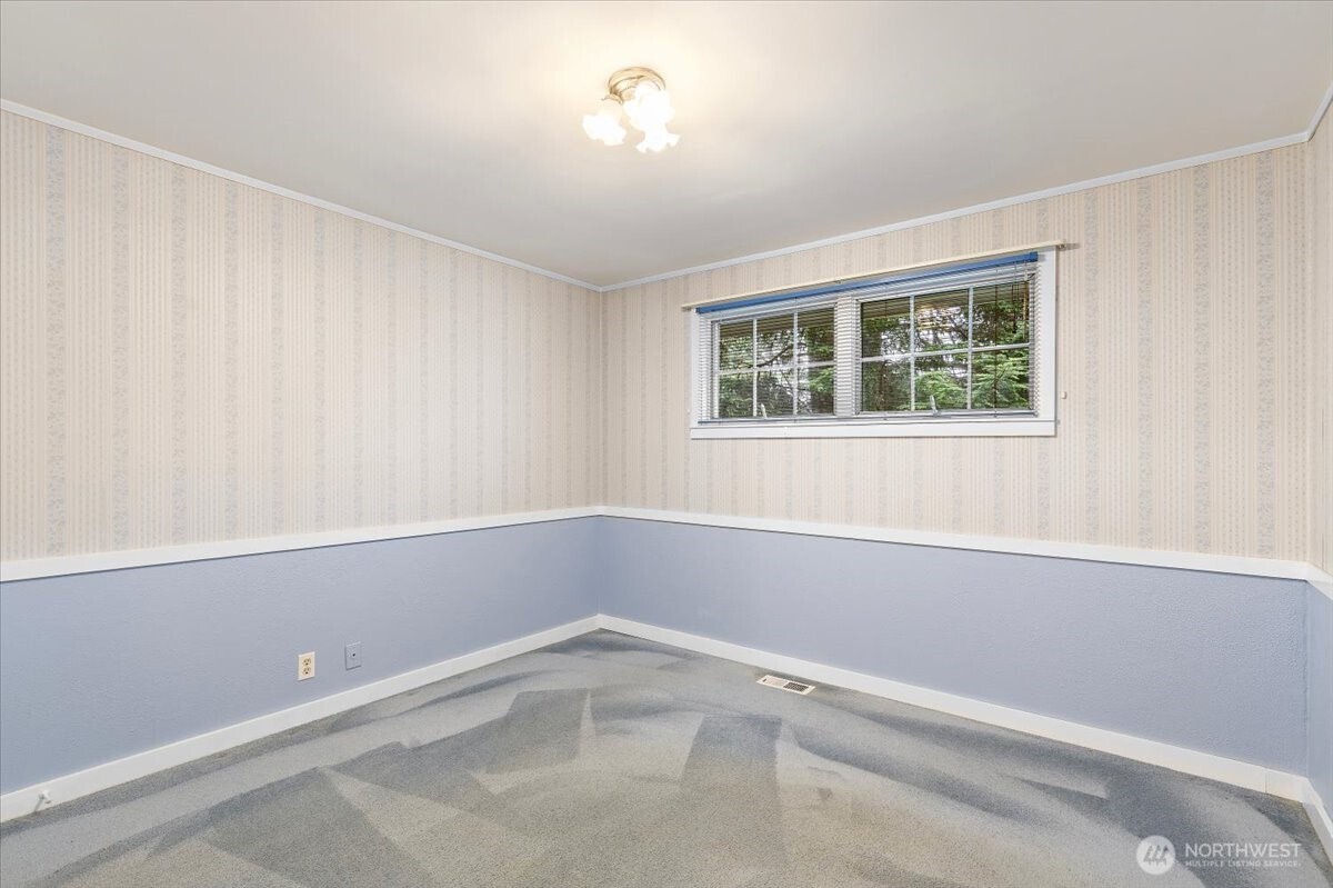 10231 41st Avenue Property Photo 18
