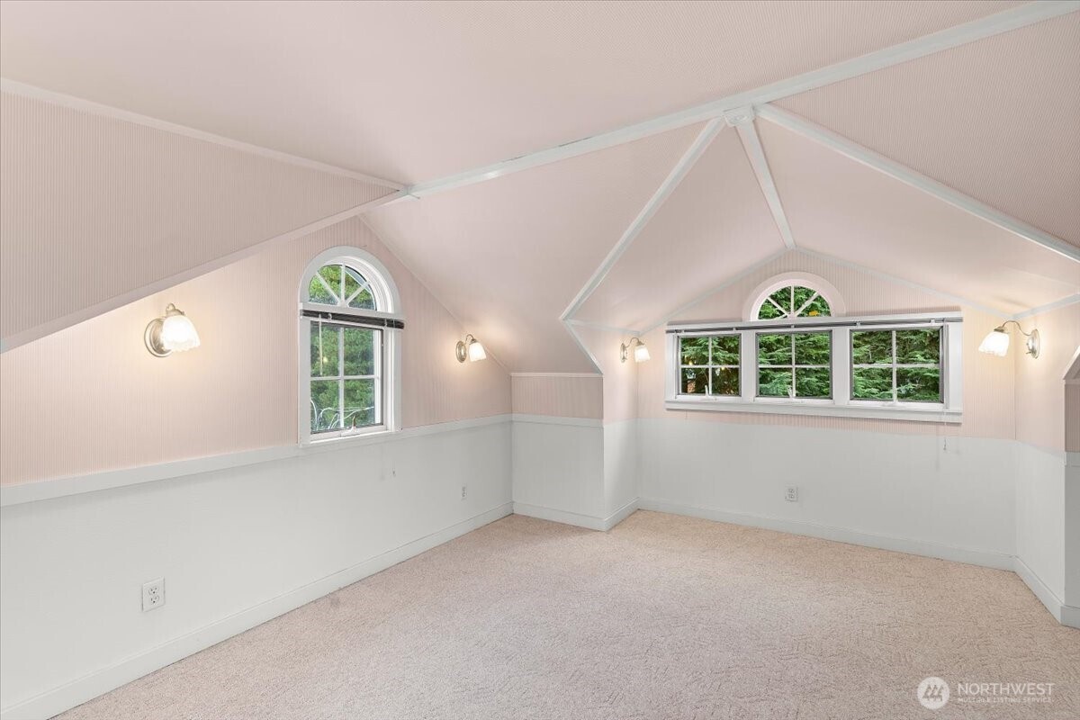 10231 41st Avenue Property Photo 24