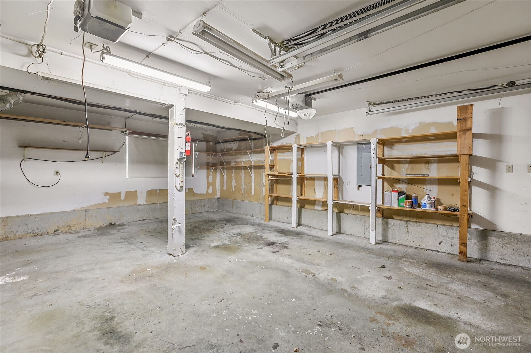 2405 Main Court Property Photo 18