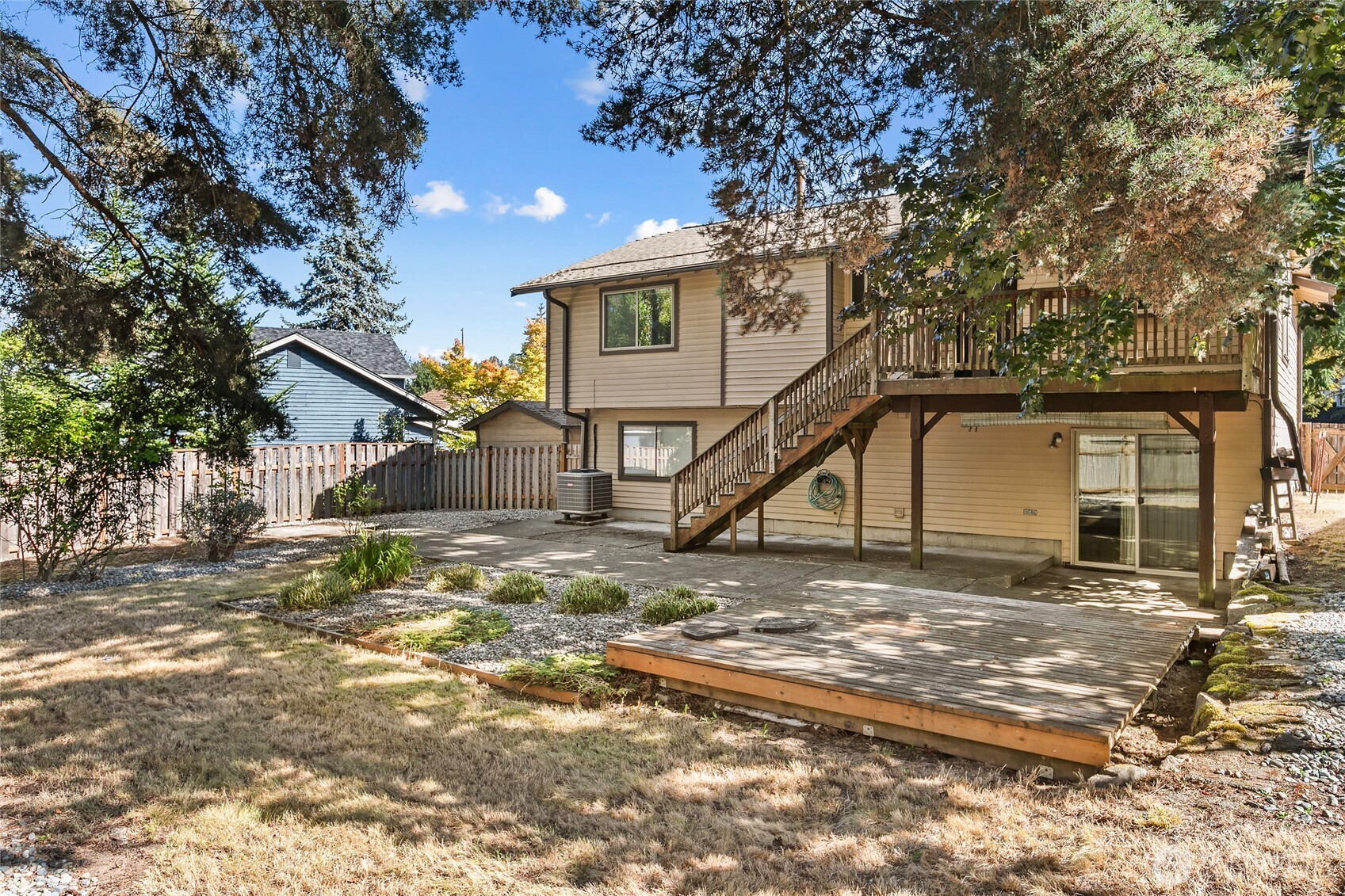2405 Main Court Property Photo 20