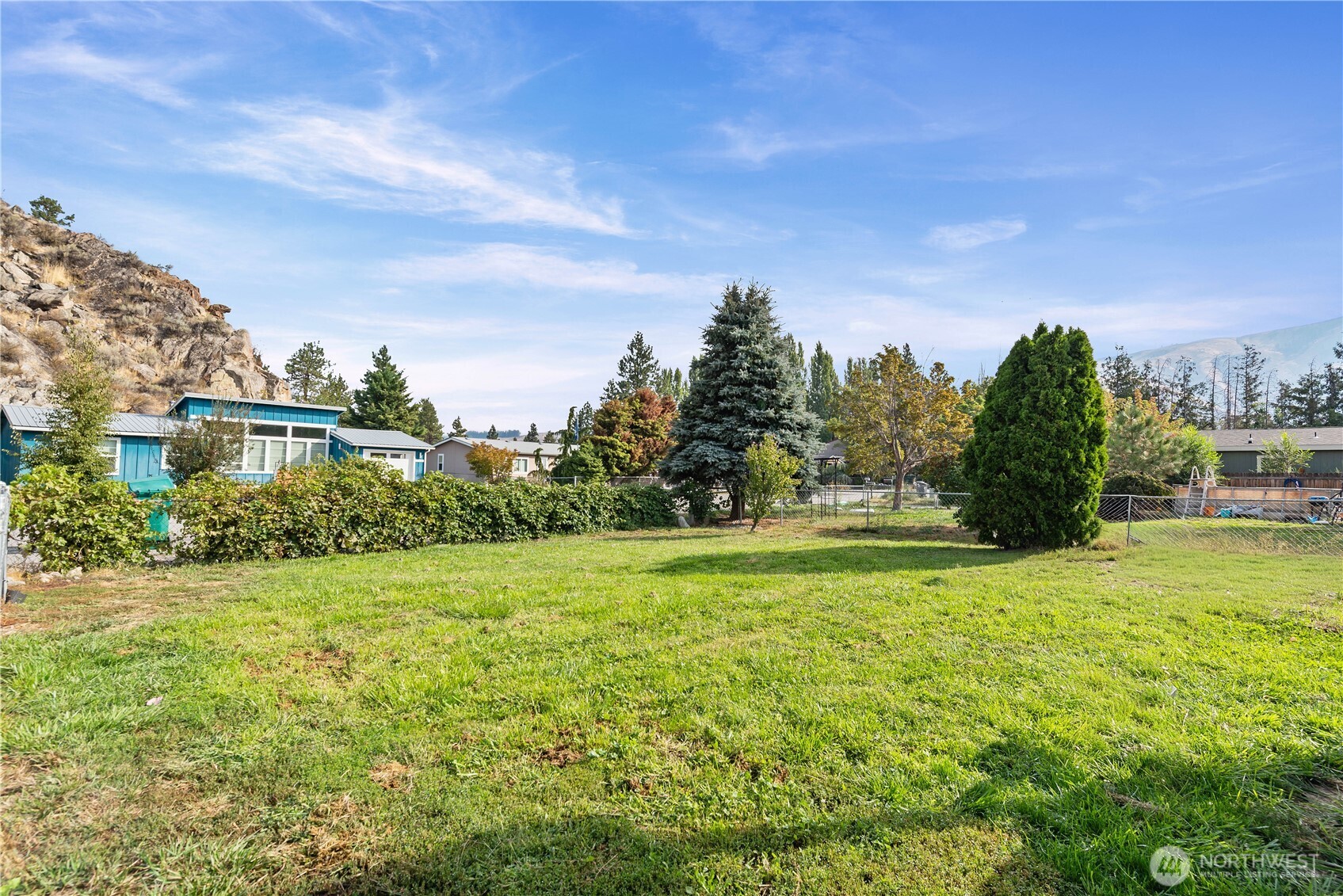 14934 Golden Delicious Property Photo 3