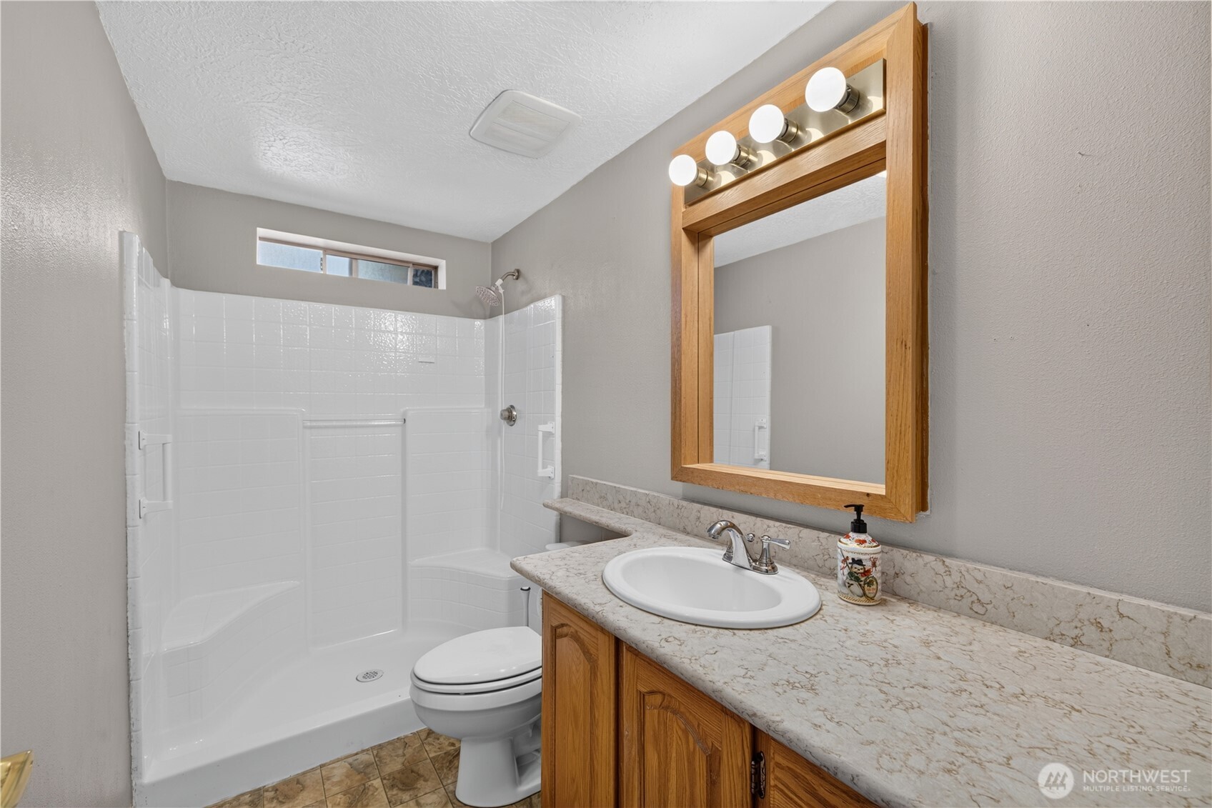 15086 Family Court Property Photo 19