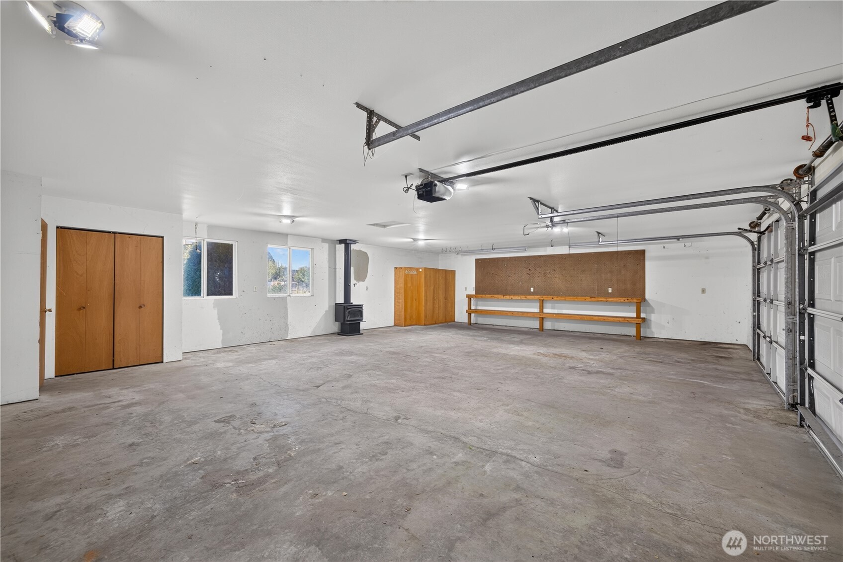 15086 Family Court Property Photo 29