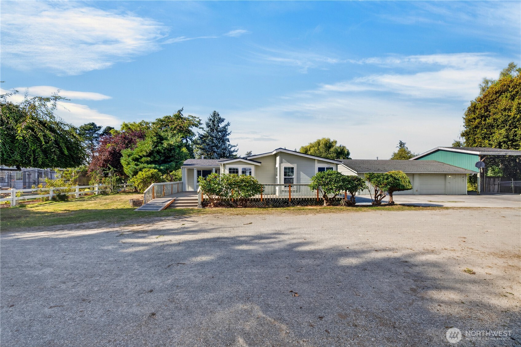 15086 Family Court Property Photo 31