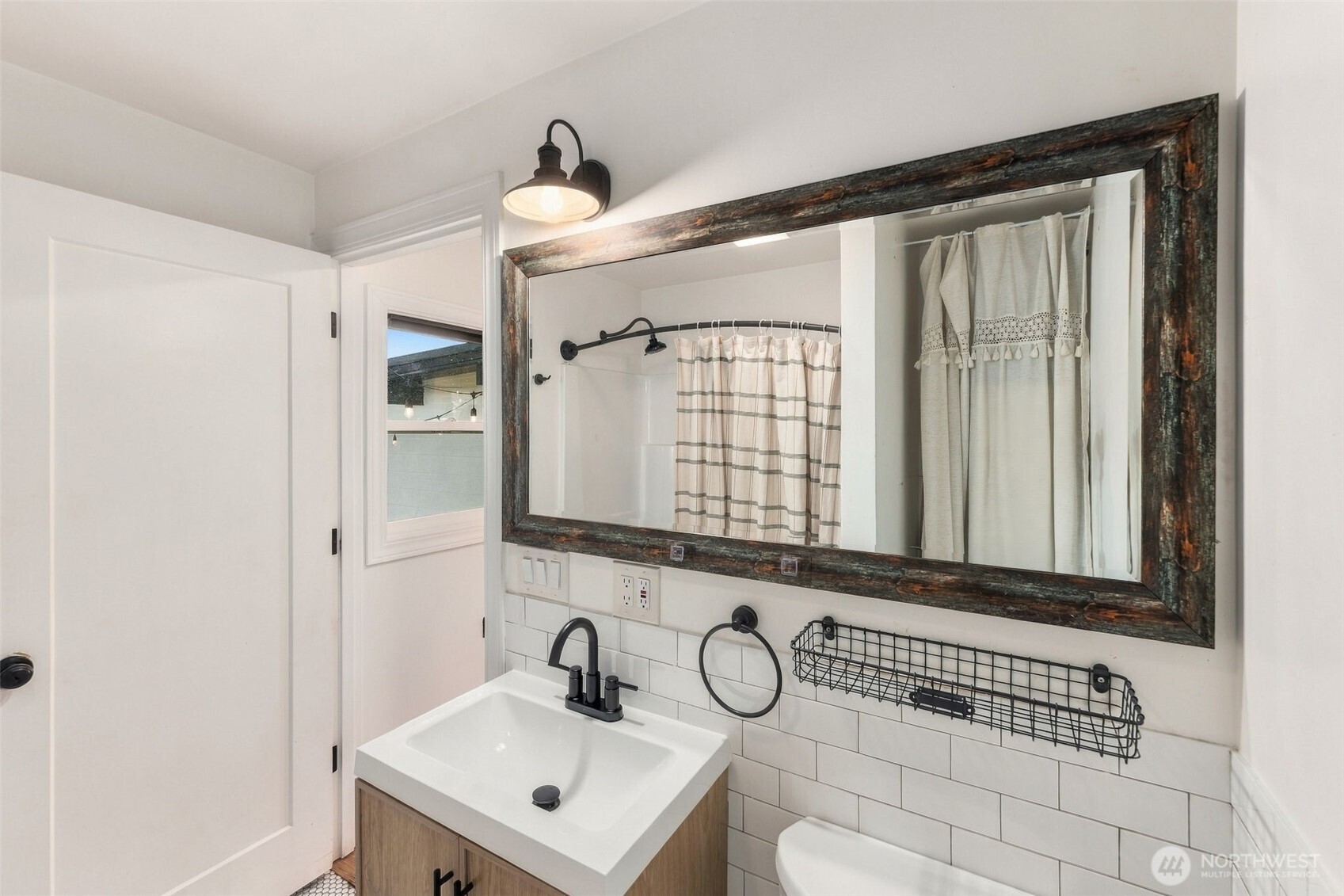 1102 6th Avenue Property Photo 16
