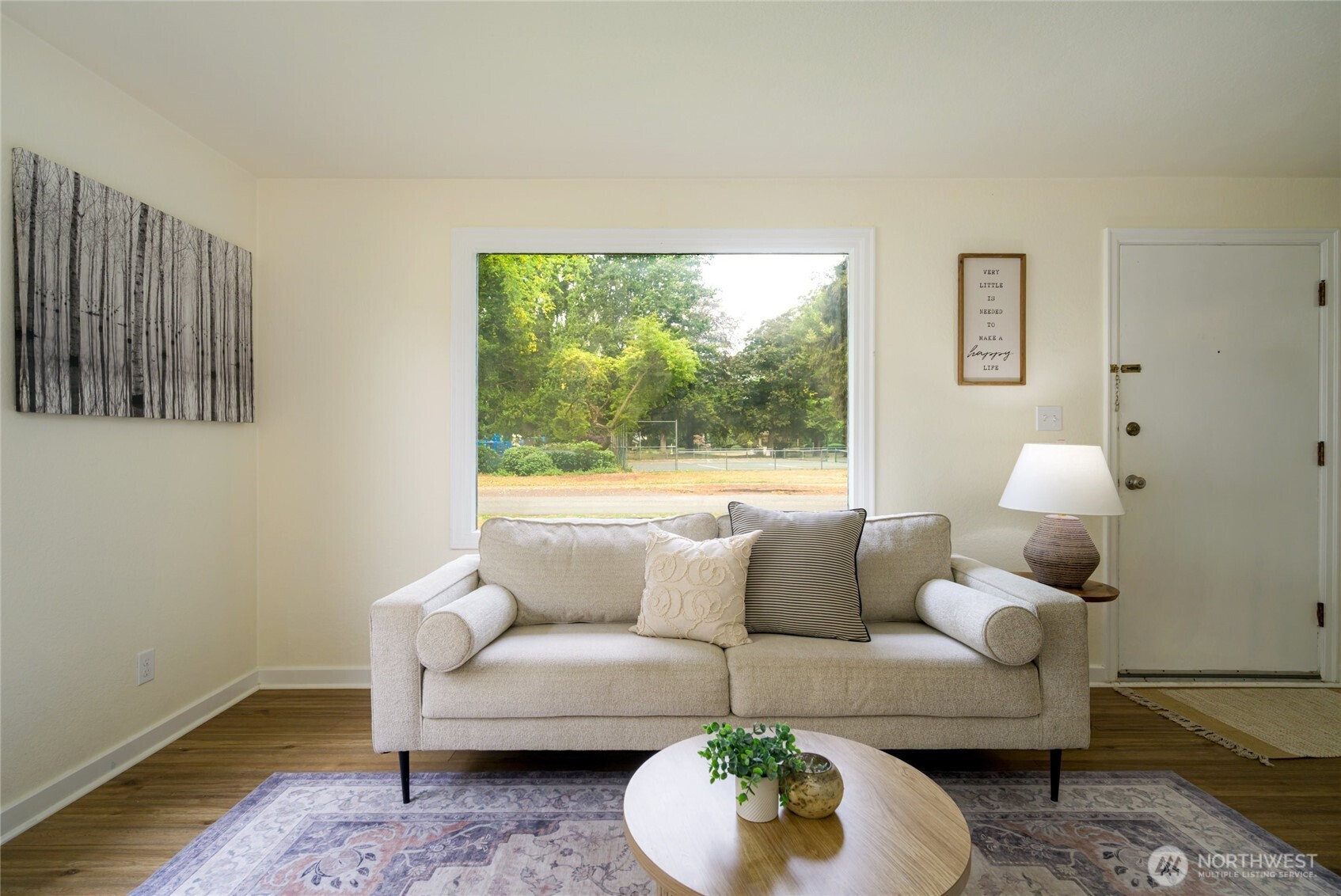 2216 Elizabeth Street Property Photo 6