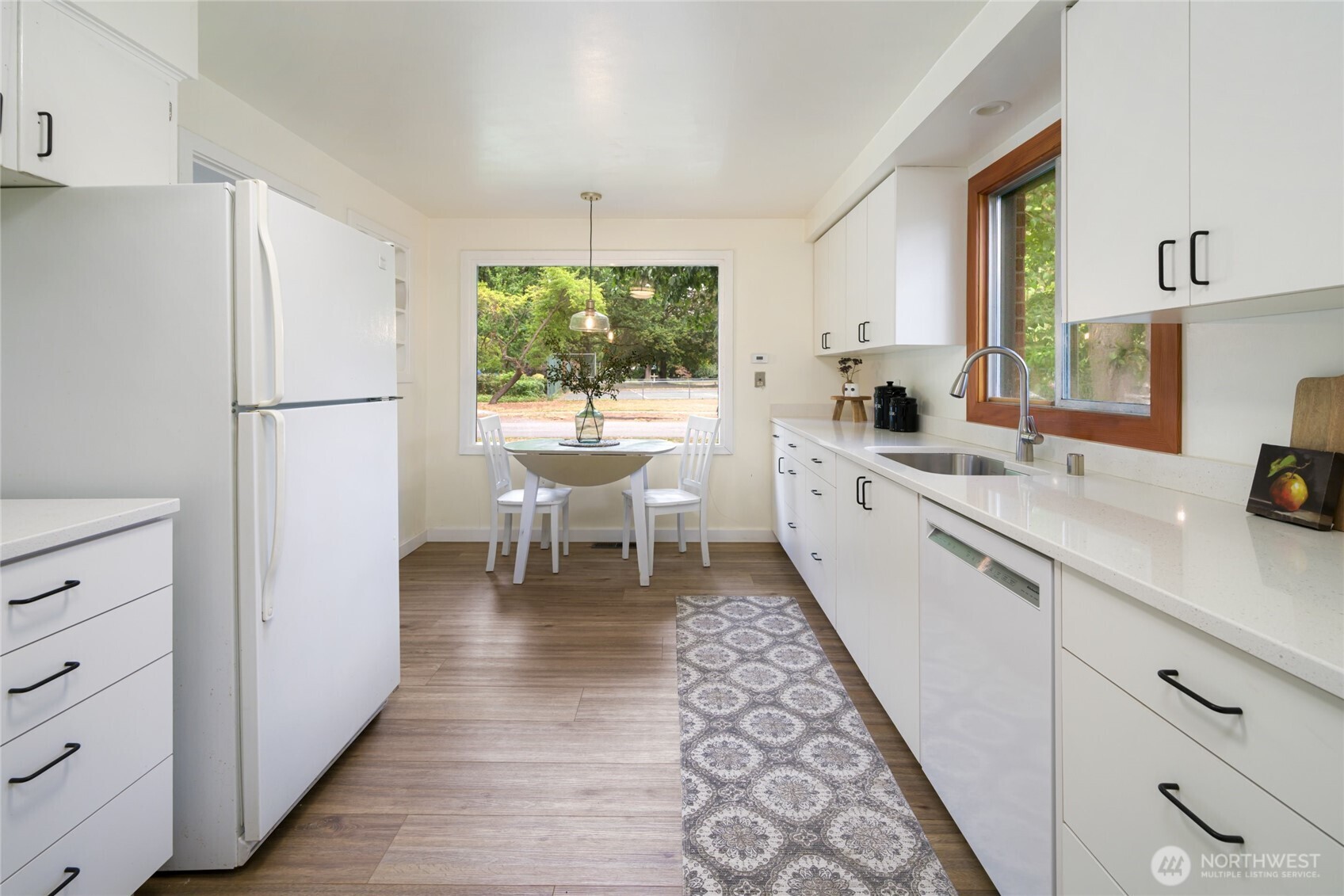2216 Elizabeth Street Property Photo 11