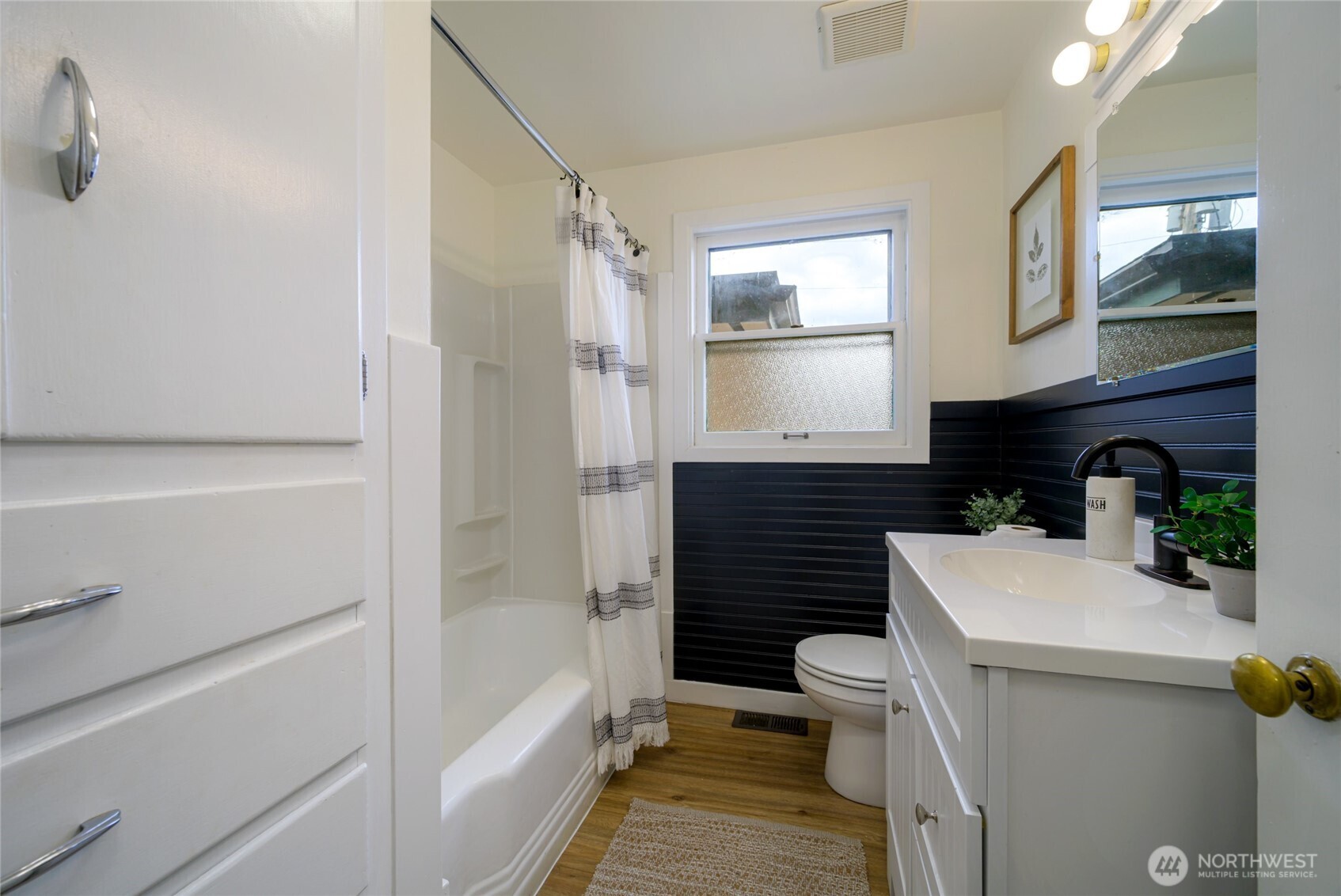 2216 Elizabeth Street Property Photo 23