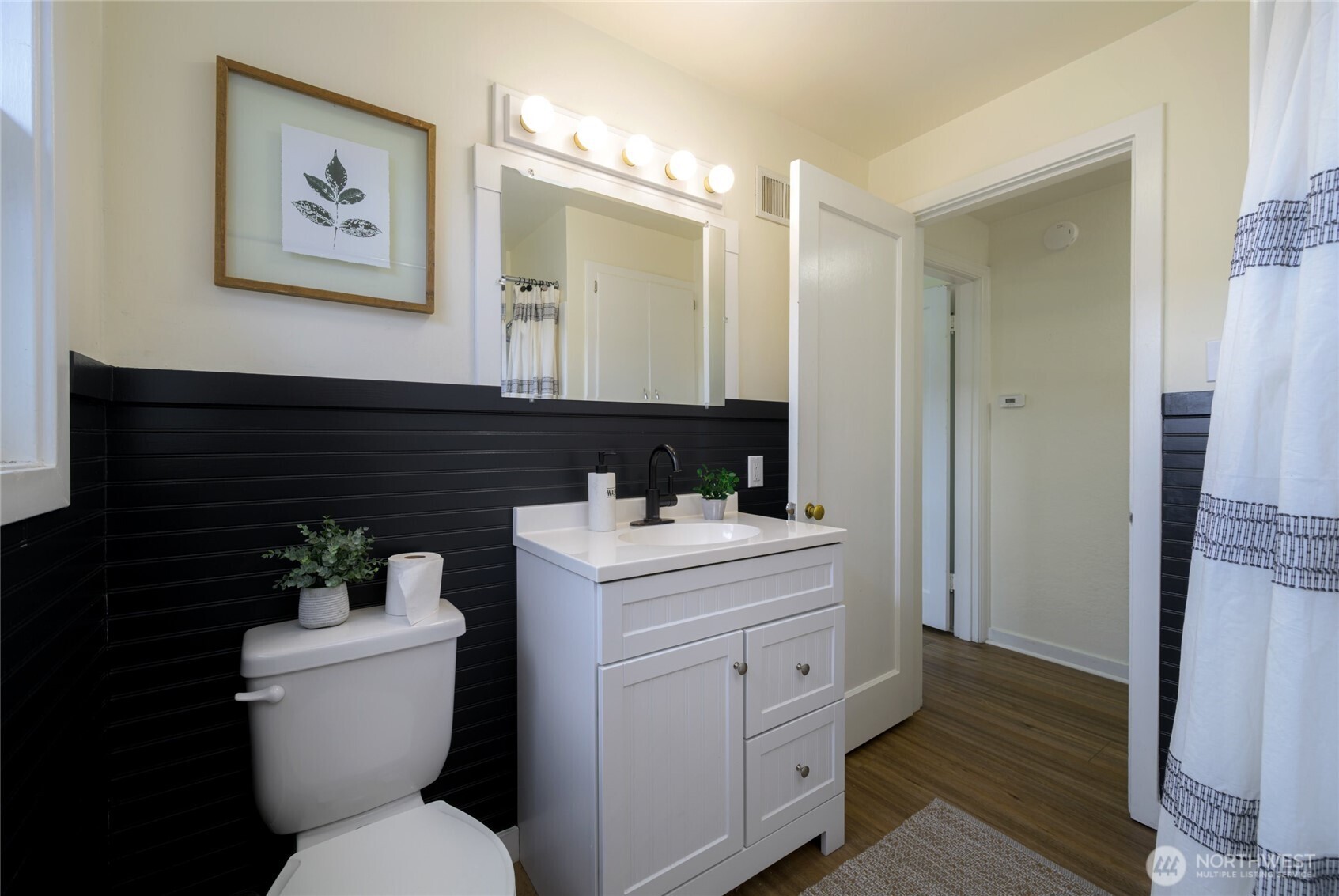 2216 Elizabeth Street Property Photo 24