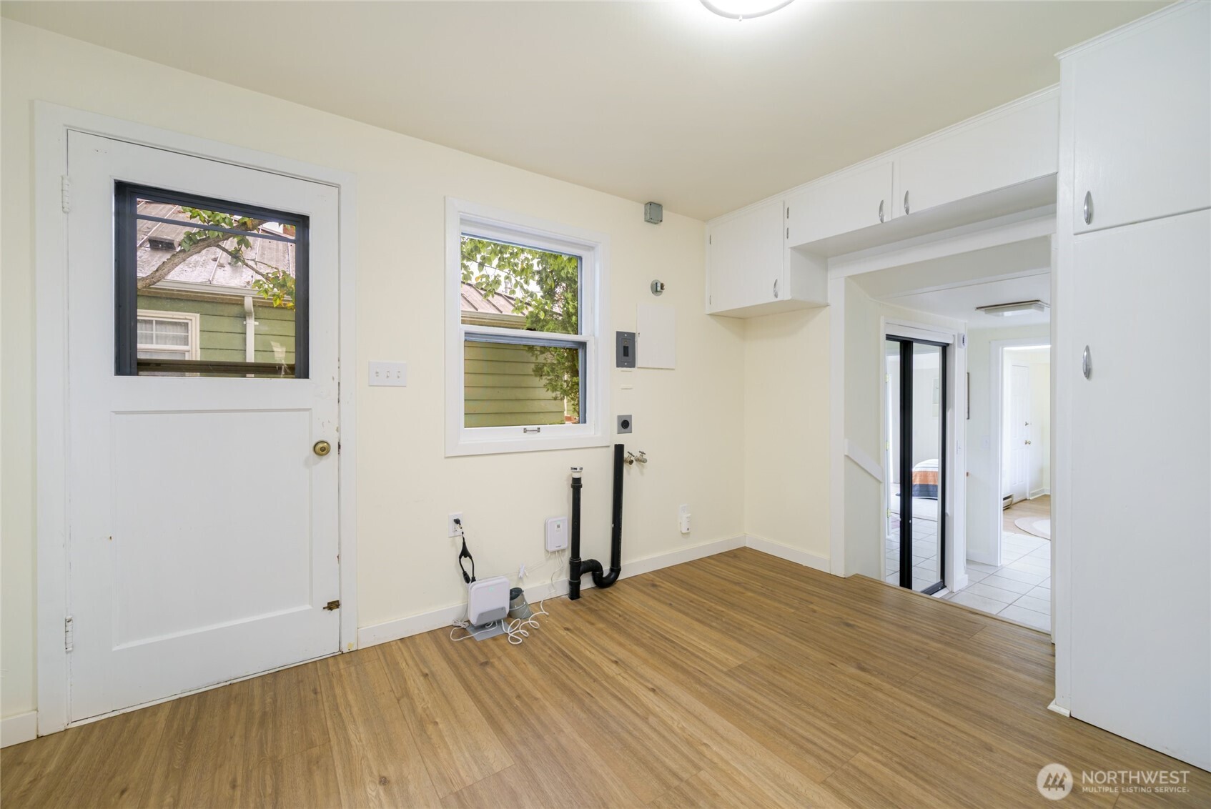 2216 Elizabeth Street Property Photo 25