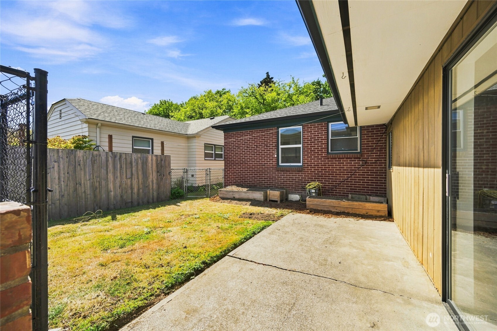 2216 Elizabeth Street Property Photo 30