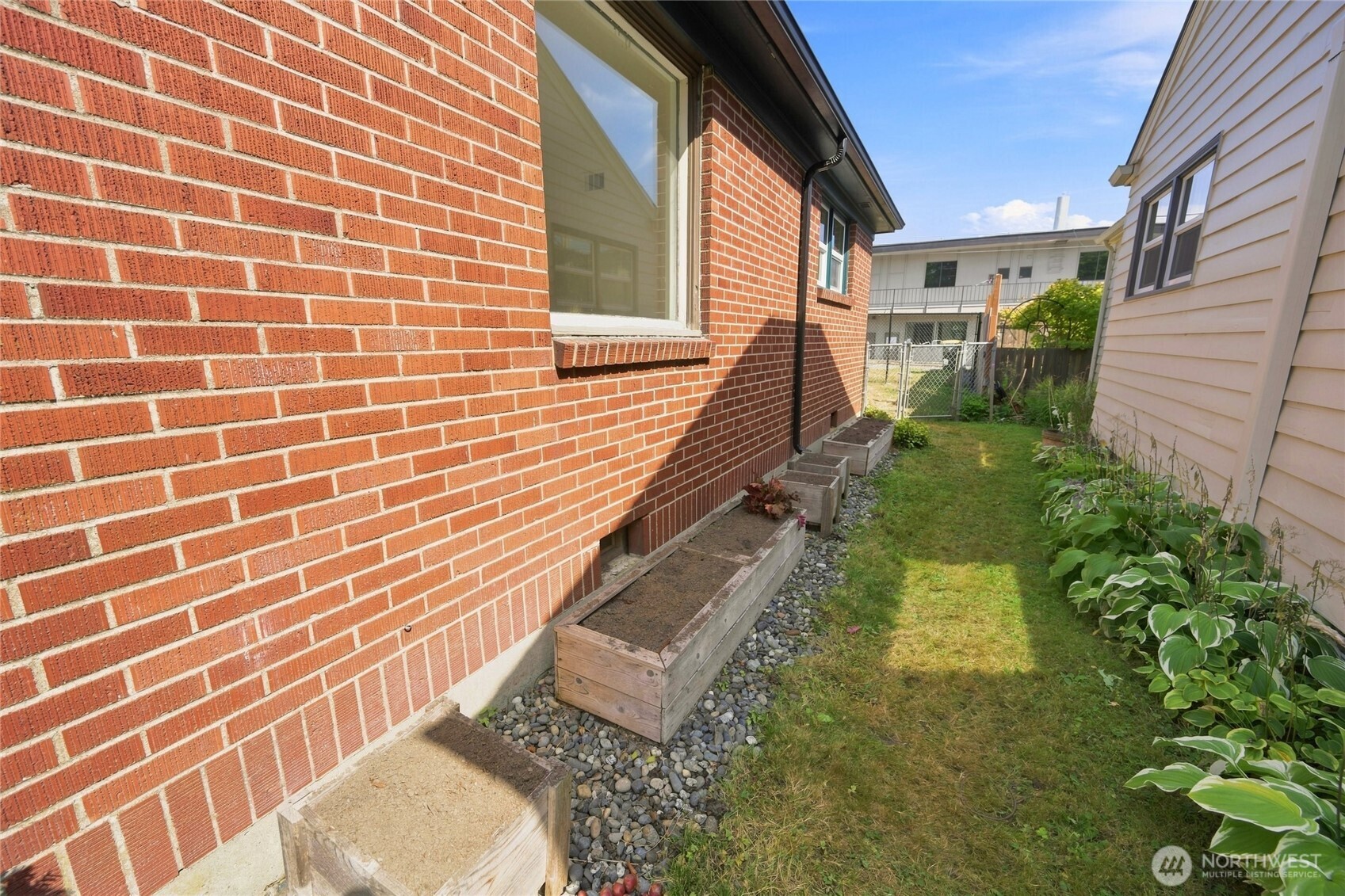 2216 Elizabeth Street Property Photo 32