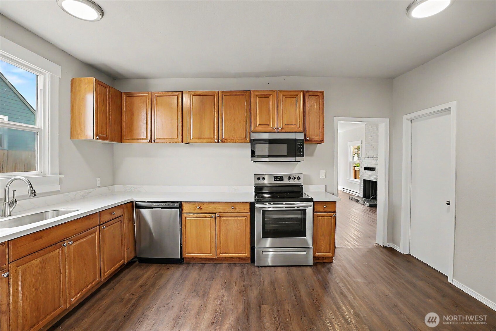 3585 E Spokane Street Property Photo 8