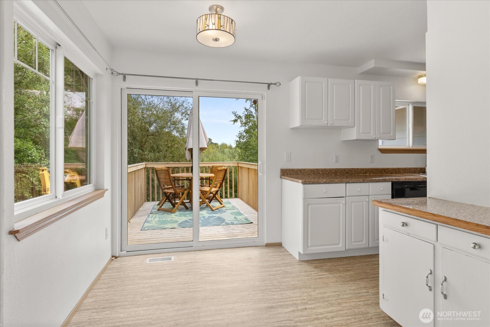 2404 Ravenna Street Property Photo 5