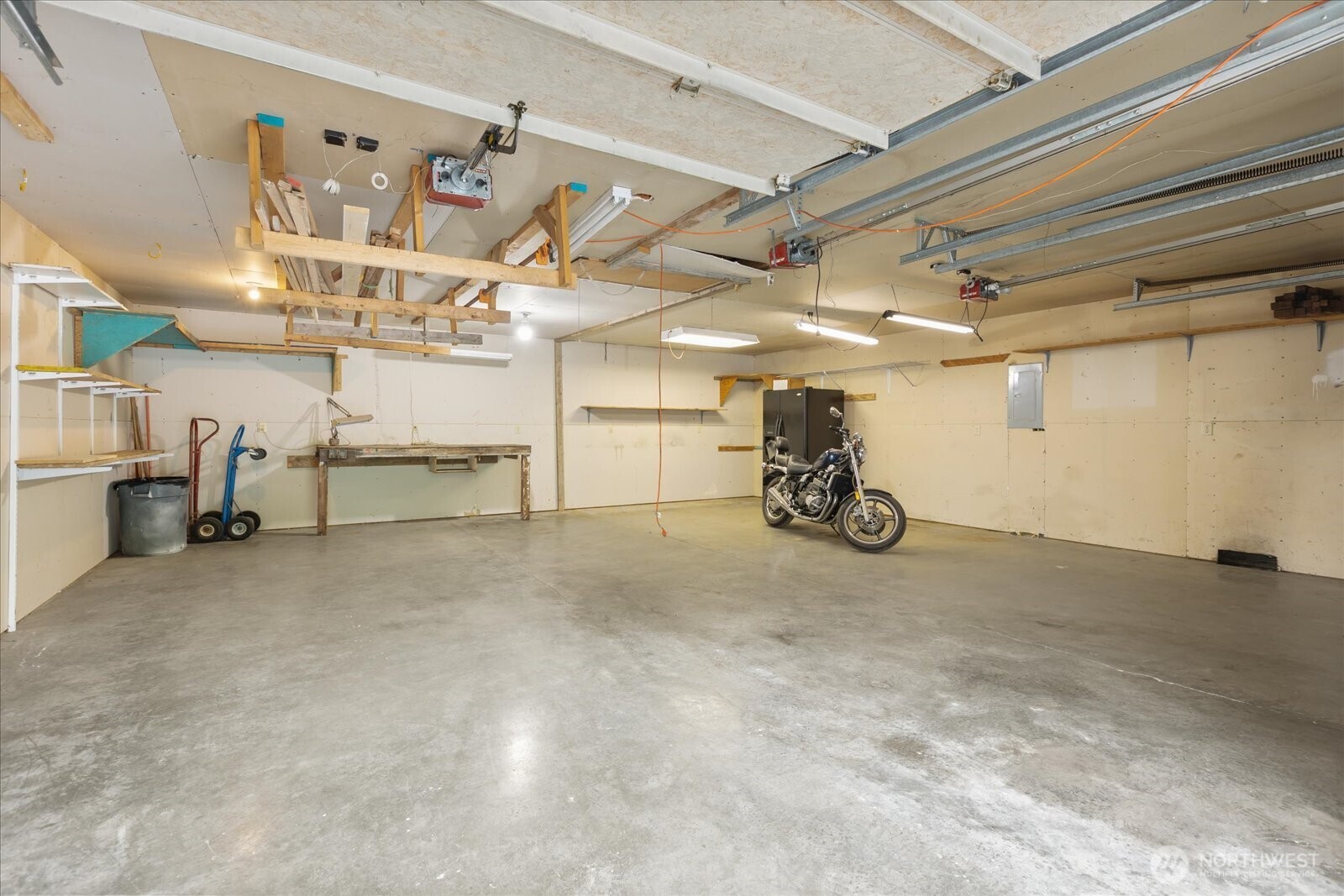 2404 Ravenna Street Property Photo 23