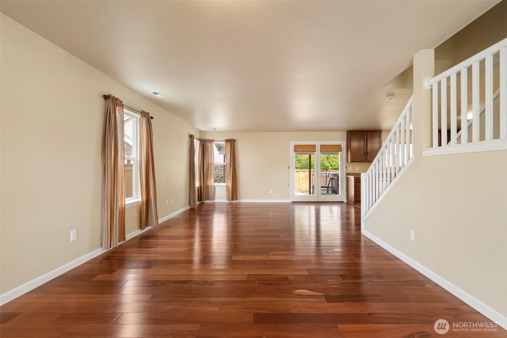4307 Murrelet Avenue Property Photo 2