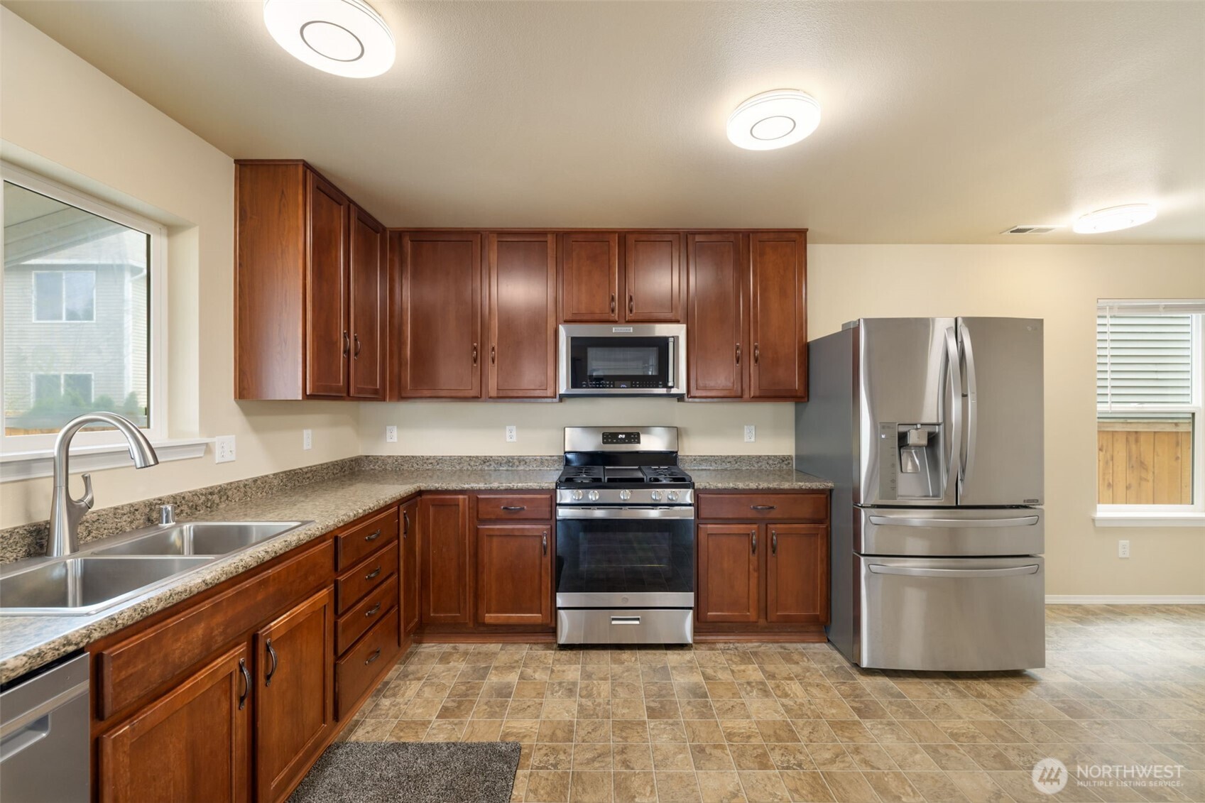 4307 Murrelet Avenue Property Photo 8