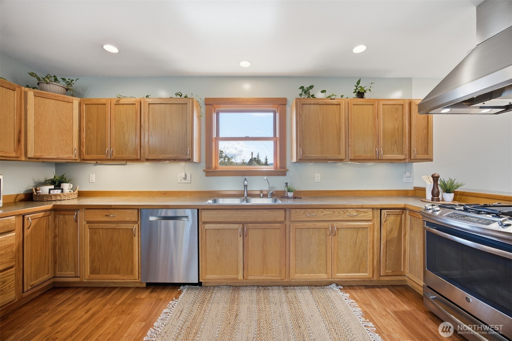 2510 Grant Street Property Photo 12