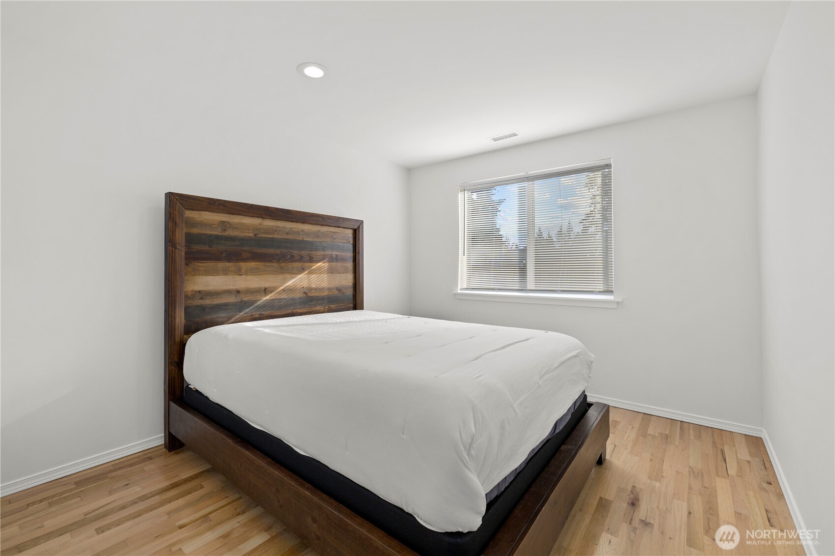 22 223rd St Property Photo 10