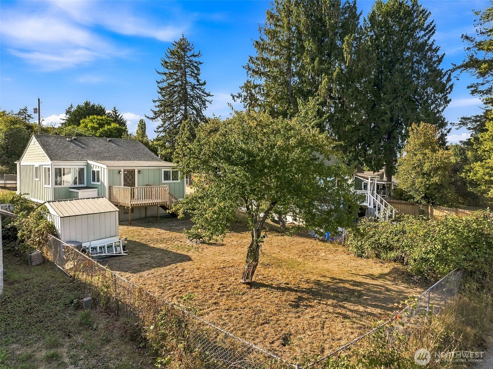 1435 Garrison Avenue Property Photo 3