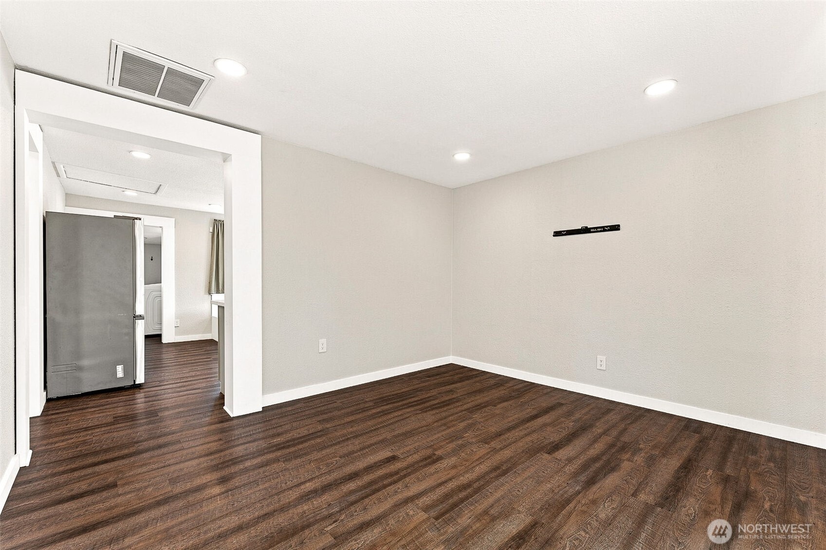 1435 Garrison Avenue Property Photo 6