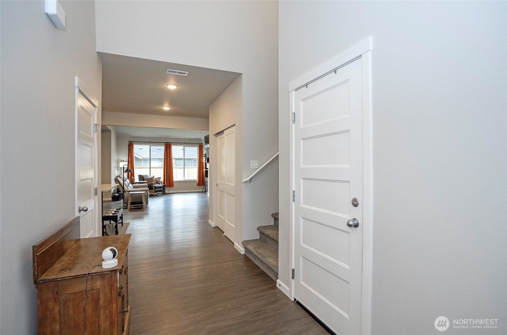 9908 Jackson Street Property Photo 4
