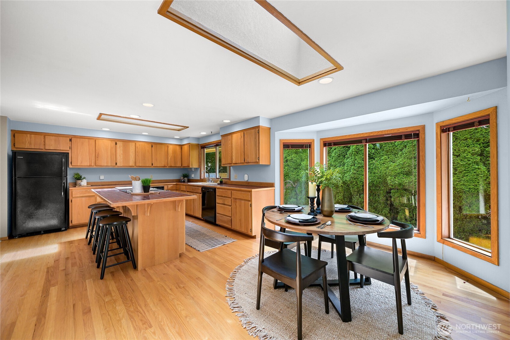208 Hawthorn Road Property Photo 16