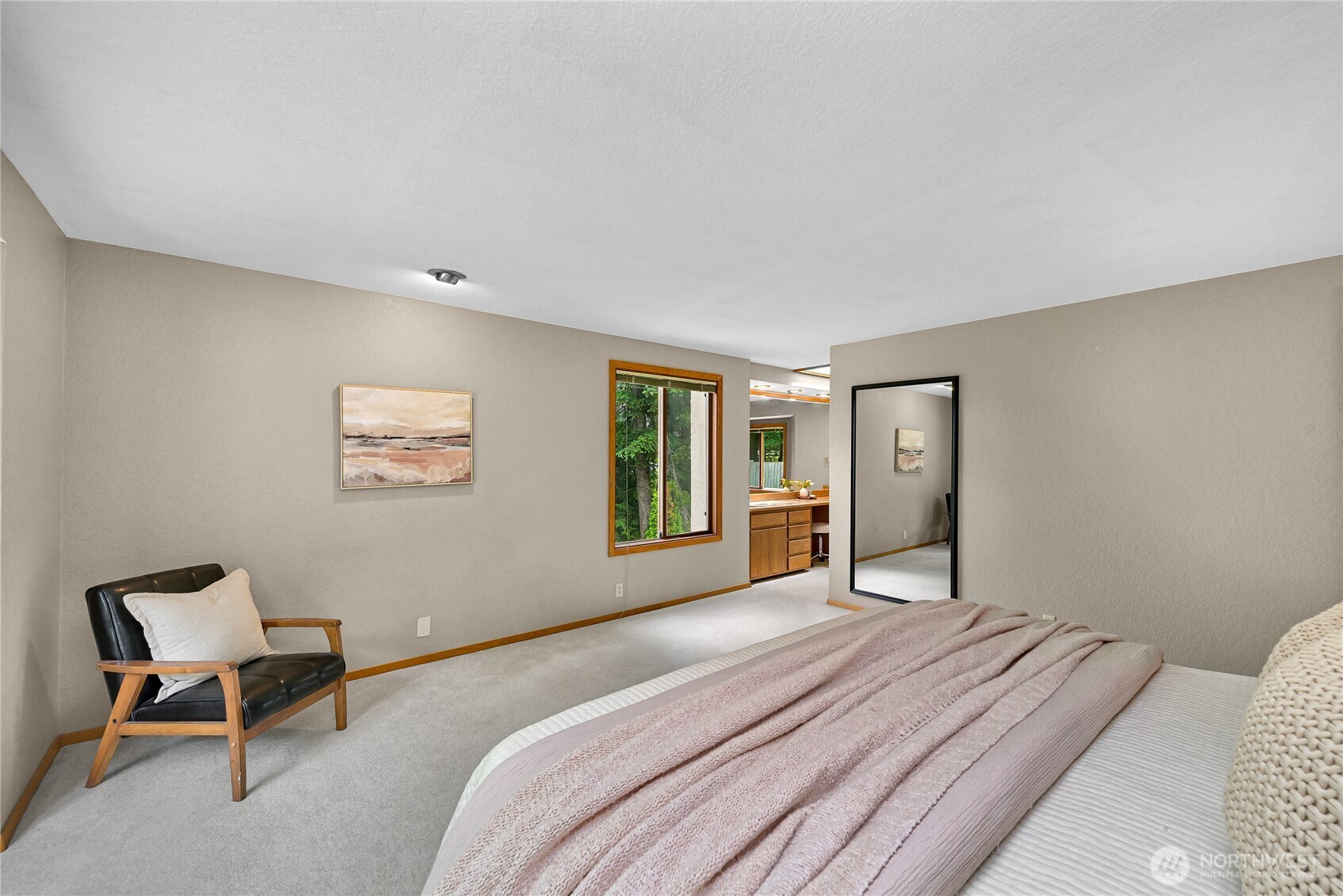 208 Hawthorn Road Property Photo 22