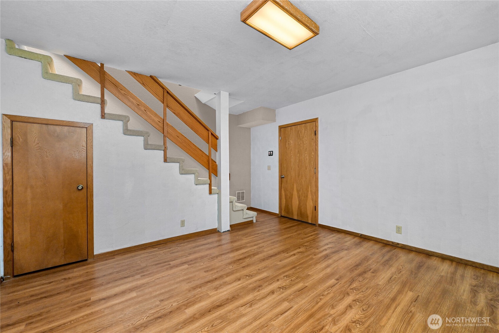 208 Hawthorn Road Property Photo 29