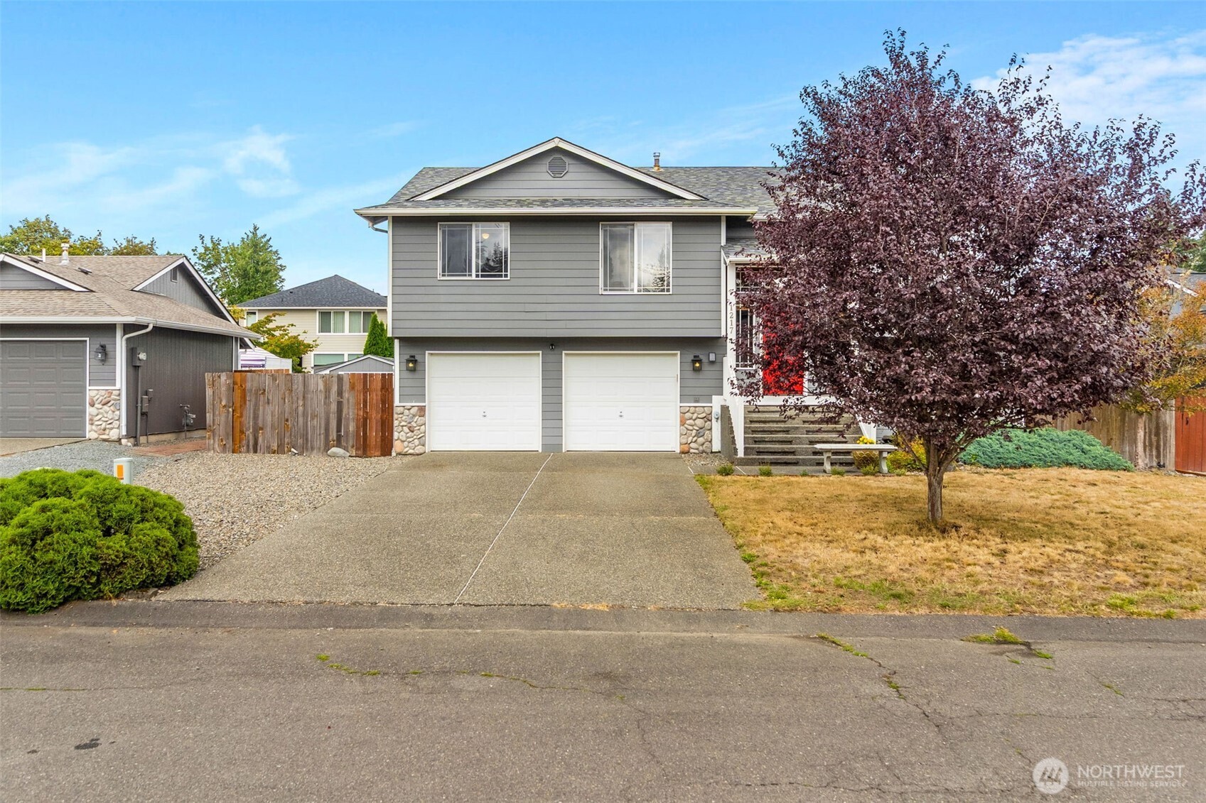 1217 29th Ave Court Property Photo 2