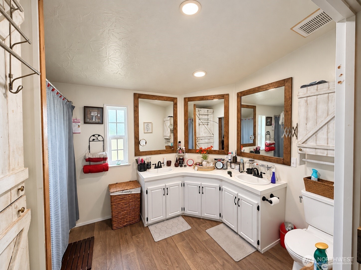 2207 W Parks Lane Property Photo 12