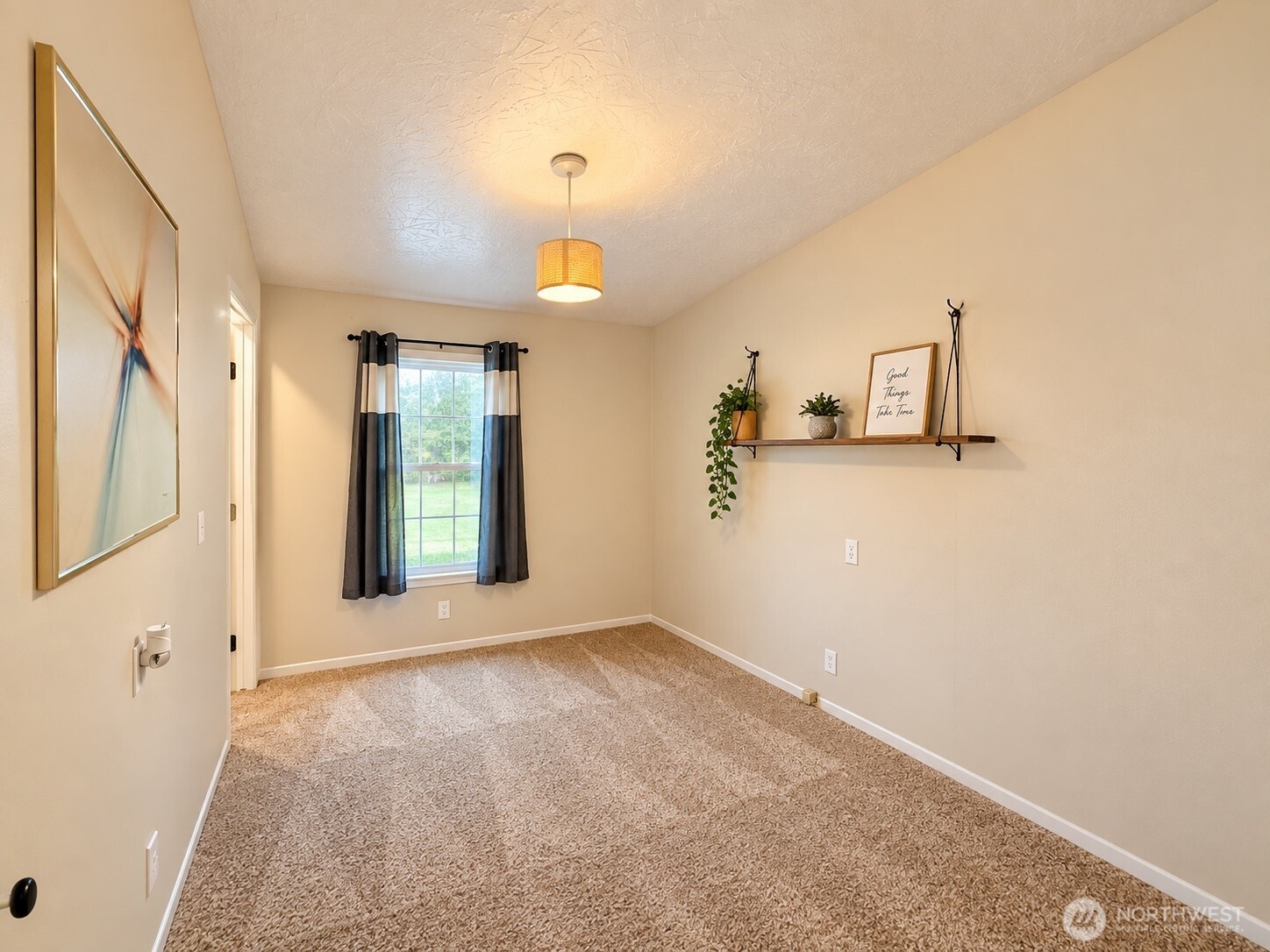 2207 W Parks Lane Property Photo 24