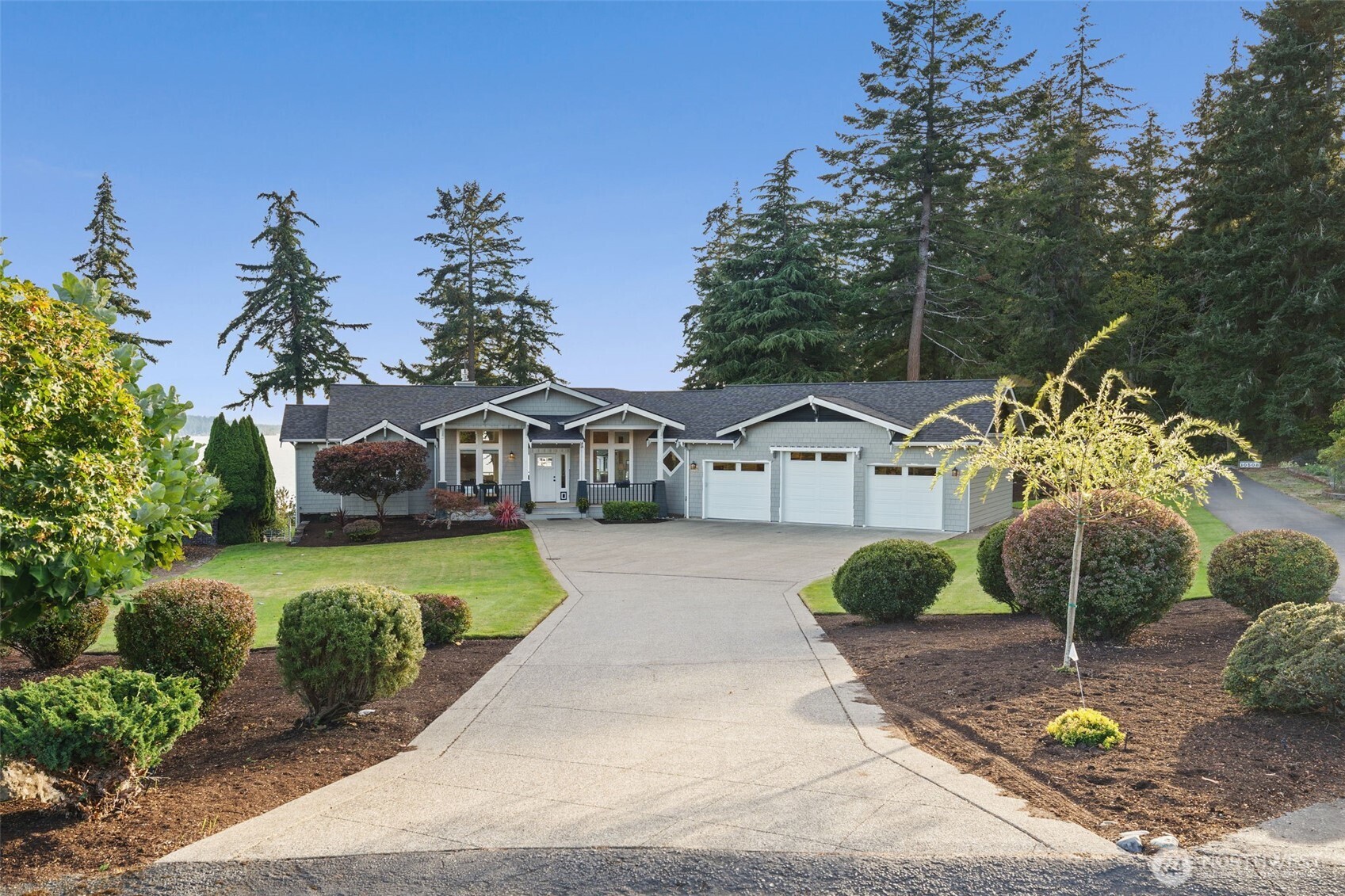 10506 122nd Street Property Photo 5