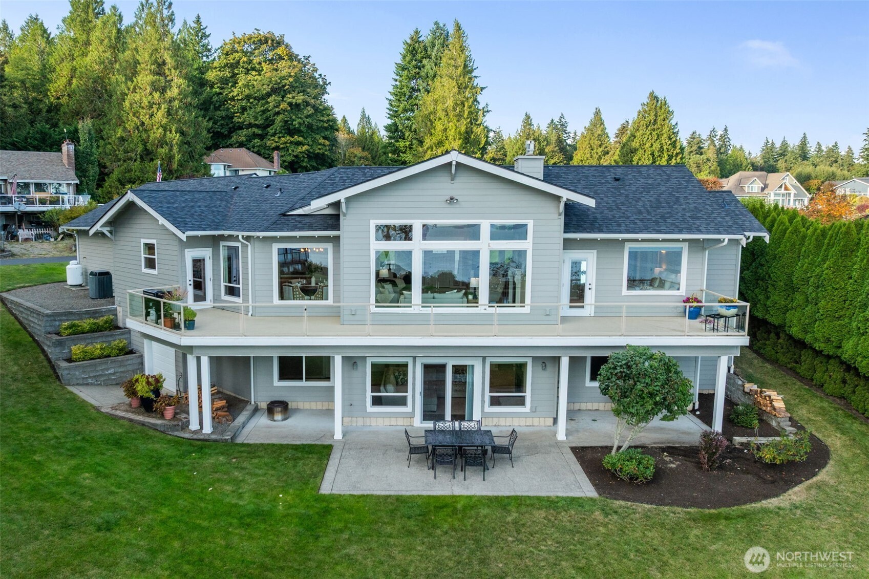 10506 122nd Street Property Photo 7