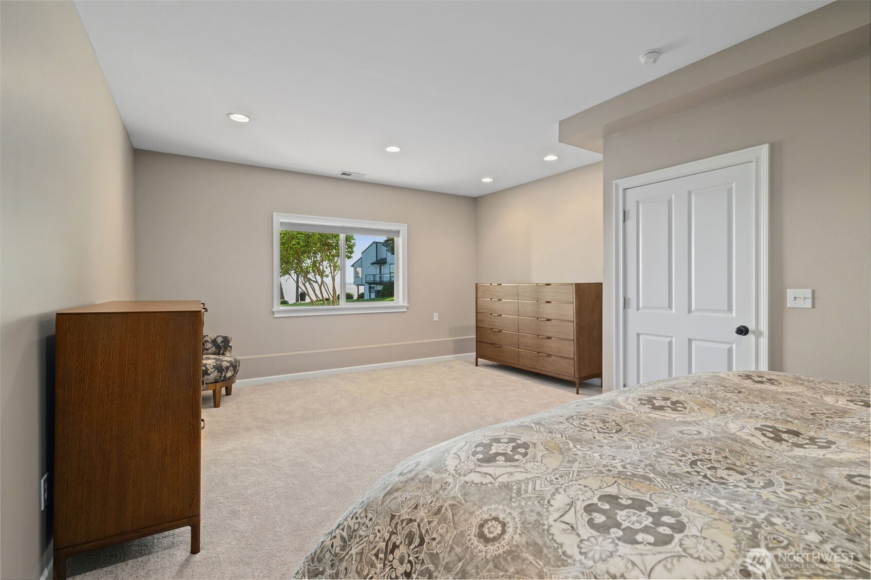 10506 122nd Street Property Photo 21