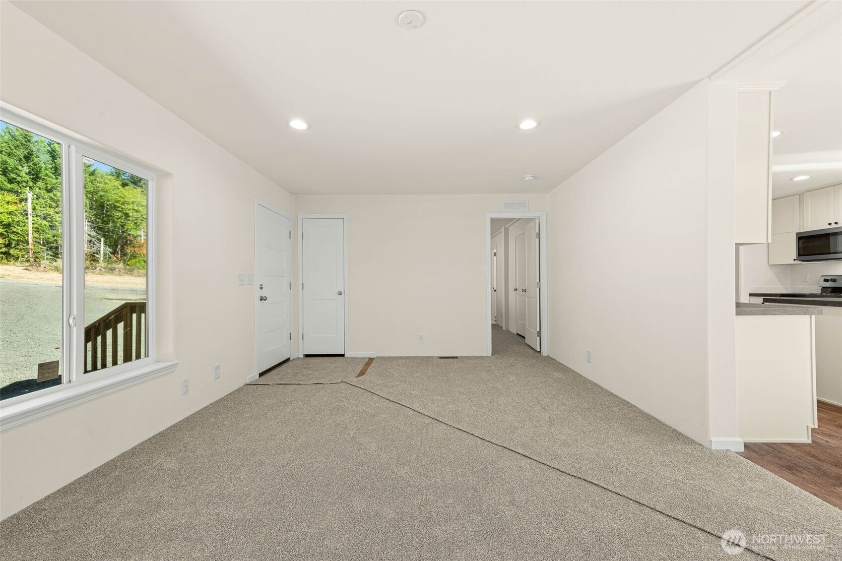 1481 W. Highland Road Property Photo 5