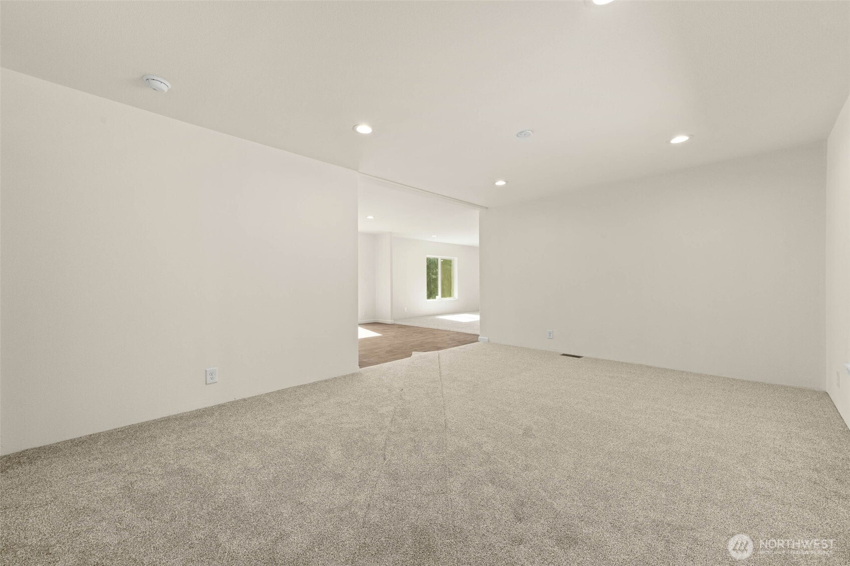 1481 W. Highland Road Property Photo 6
