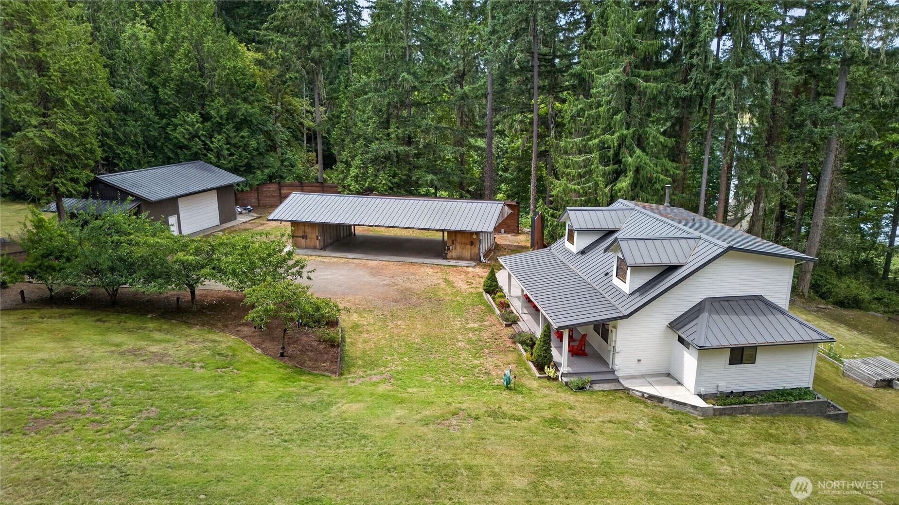 16409 Hoff Road Property Photo 2