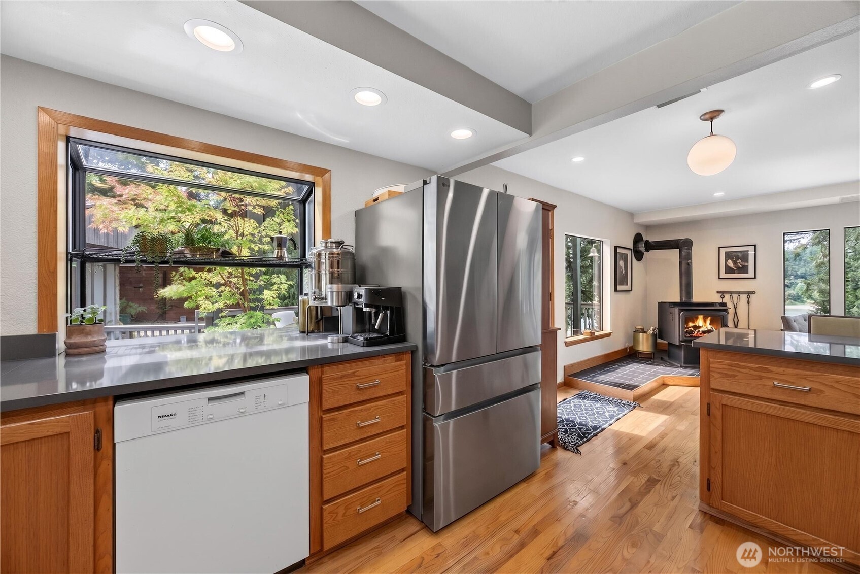 16409 Hoff Road Property Photo 13